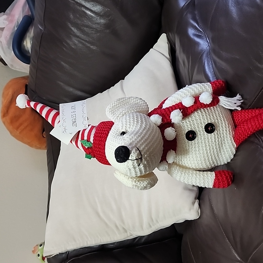 Brand new Jingle and Joy Holiday crochet Mouse.